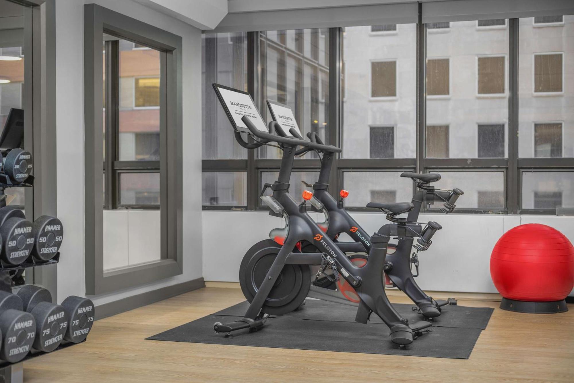 The Marquette Hotel, Curio Collection By Hilton Hotel 4*